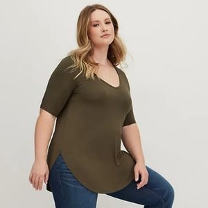 Torrid Size 4 Super Soft Olive Green Tunic